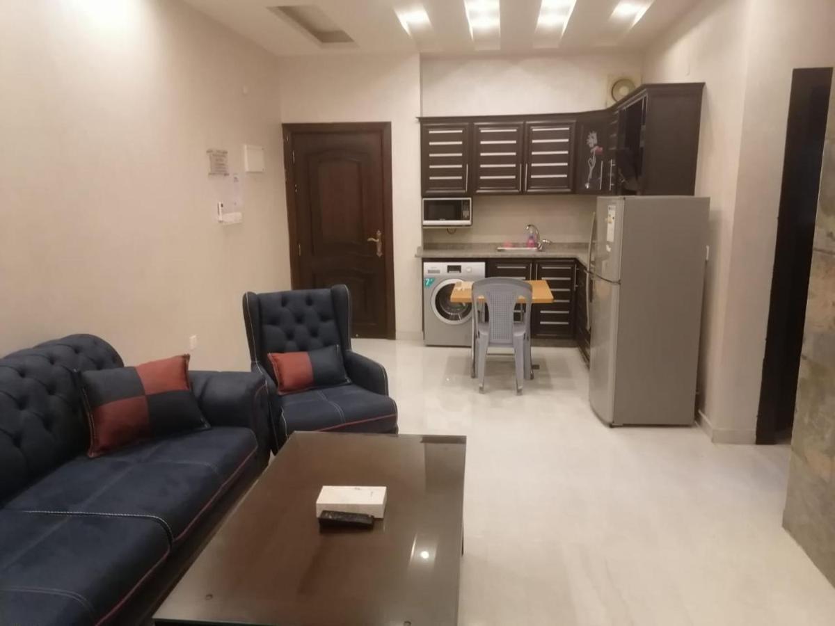 Al-Ahlam Hotel Apartments อคาบา ภายนอก รูปภาพ